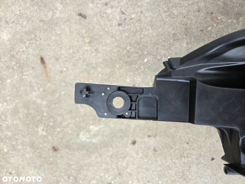 Lampa przednia prawa Peugeot 2008 I LIFT   9814739580 - 9