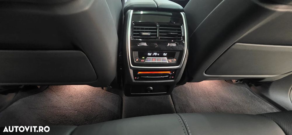BMW X5 M Competition - 11