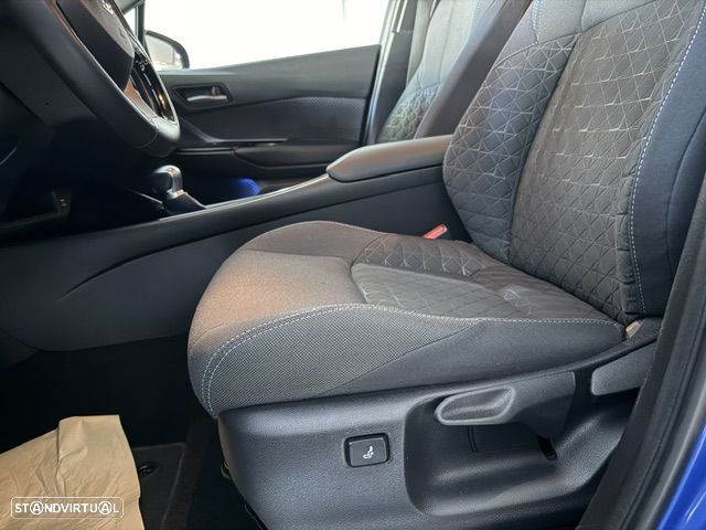 Toyota C-HR 1.8 Hybrid Square Collection - 14