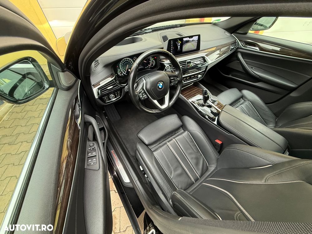 BMW Seria 5 520d xDrive Aut. Luxury Line - 7