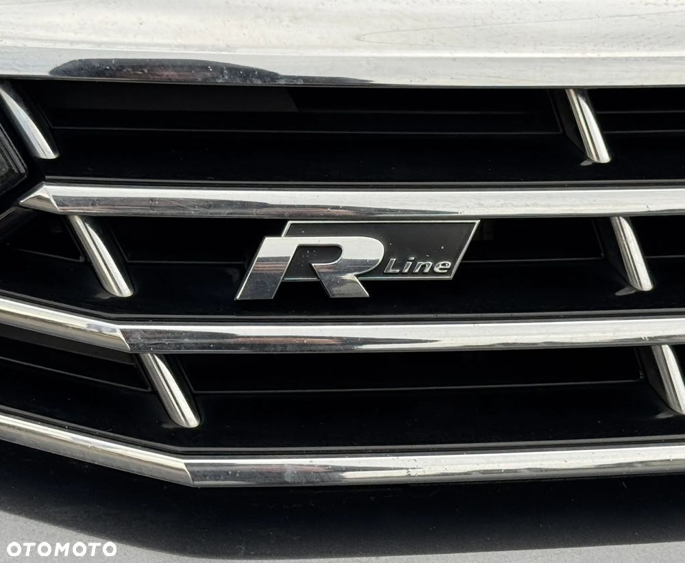 Volkswagen Passat - 19