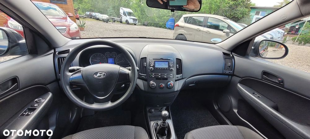 Hyundai i30 1.4 Blue Comfort - 14