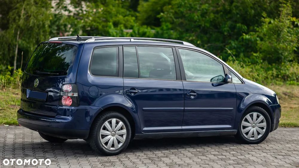 Volkswagen Touran 1.4 TSI United - 11