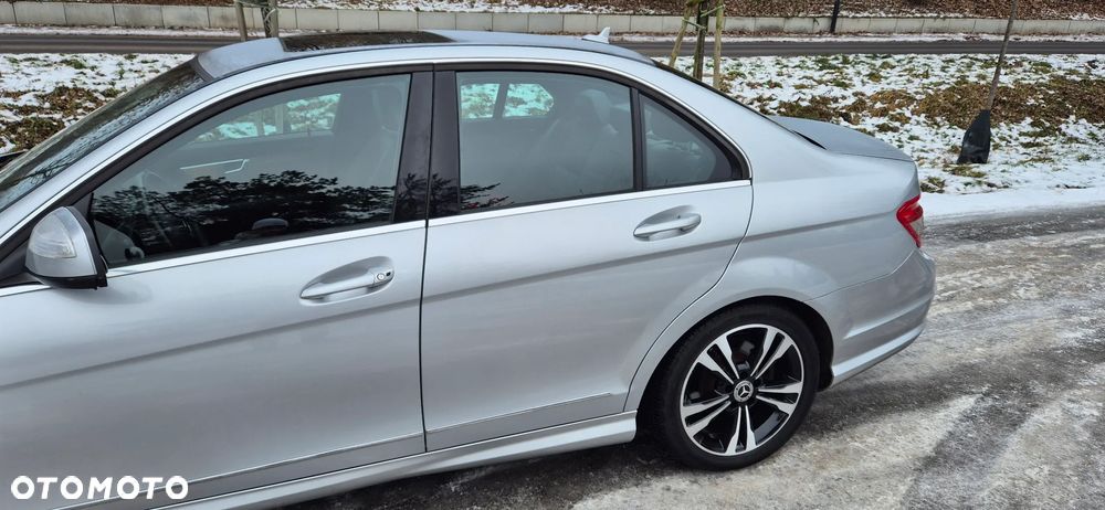 Mercedes-Benz Klasa C 350 Avantgarde - 13