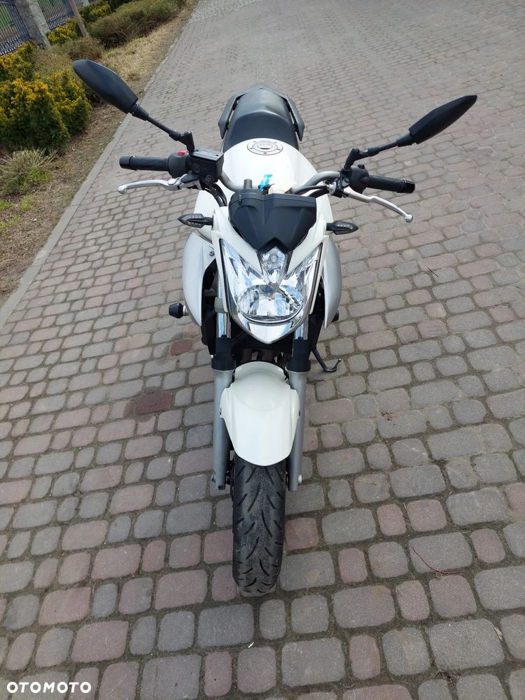 Yamaha XJ - 7