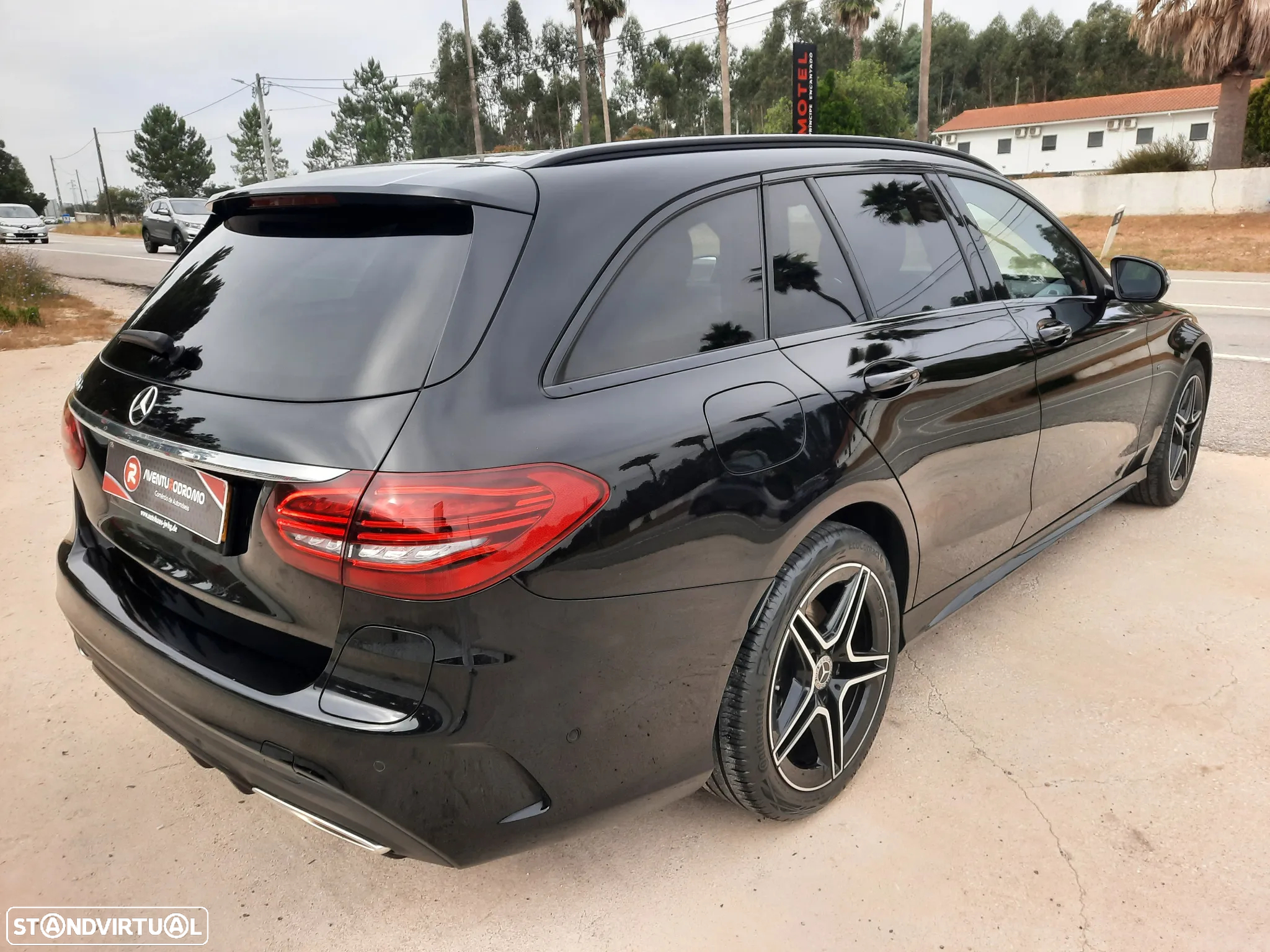 Mercedes-Benz C 300 e AMG Line - 21