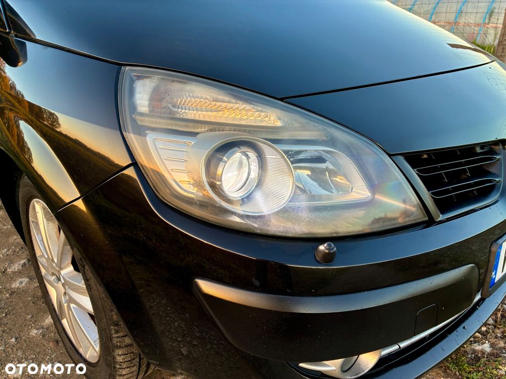 Renault Grand Scenic - 37