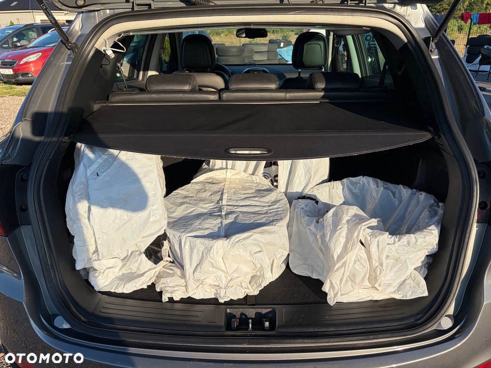 Hyundai ix35 2.0 CRDi 4WD Automatik Fifa World Cup Silver Edition - 29