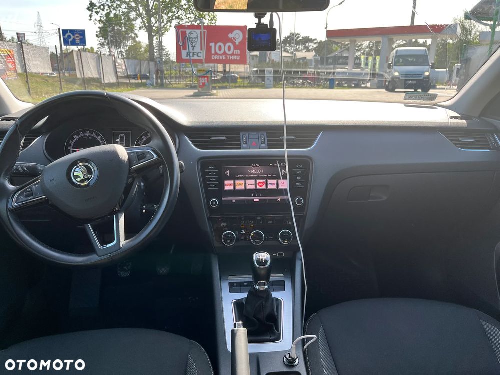 Skoda Octavia 1.6 TDI Ambition - 6