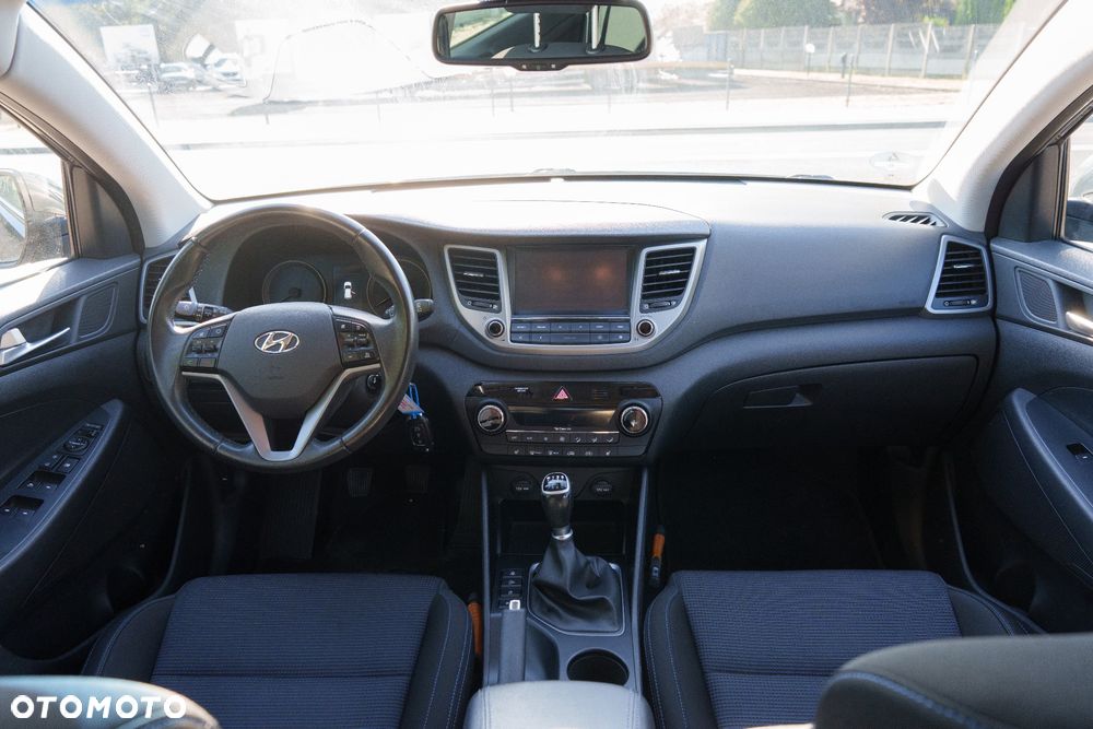 Hyundai Tucson 1.6 GDI BlueDrive Comfort 2WD - 30