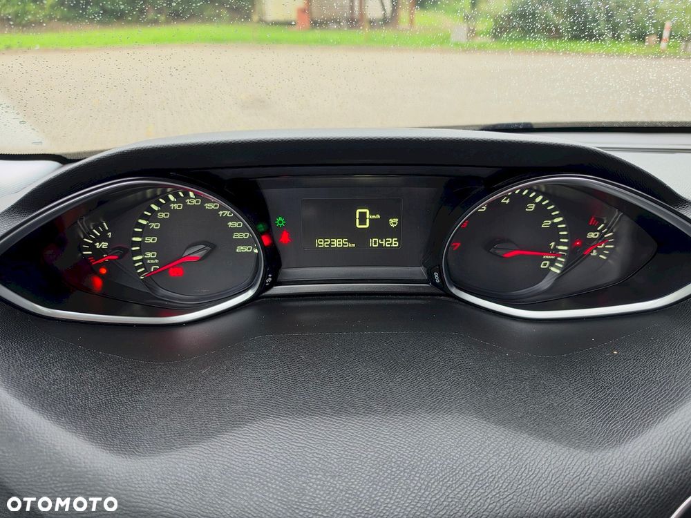 Peugeot 308 PureTech 130 Stop & Start Access - 32