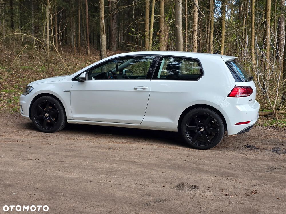 Volkswagen Golf 1.0 TSI BMT Trendline - 3