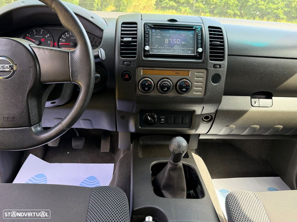 Nissan Navara 2.5 dCi CD XE Comfort - 29
