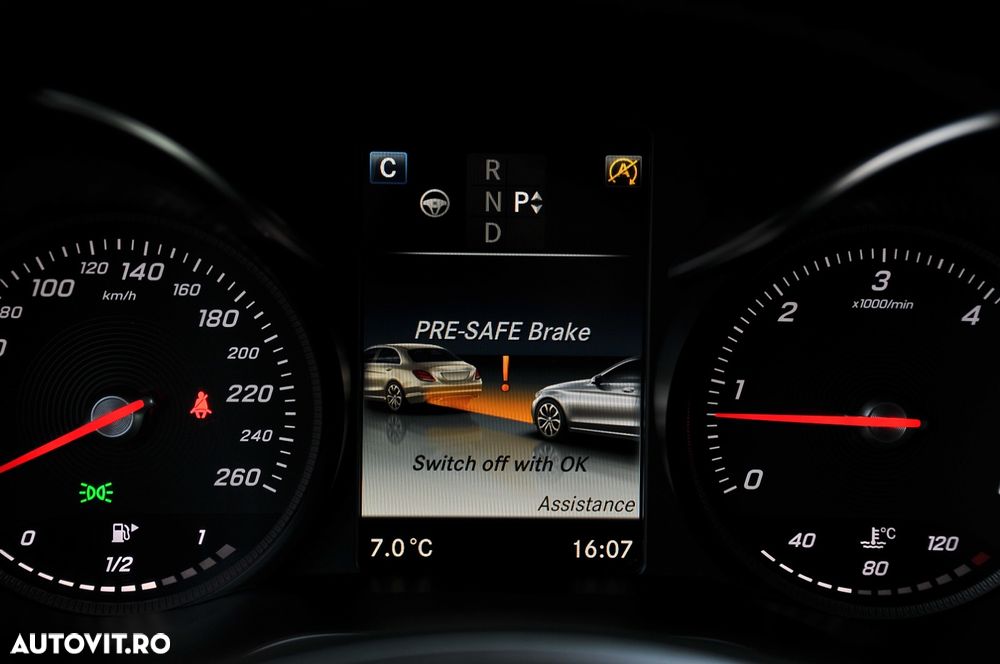 Mercedes-Benz C 220 (BlueTEC) d 7G-TRONIC Avantgarde - 25