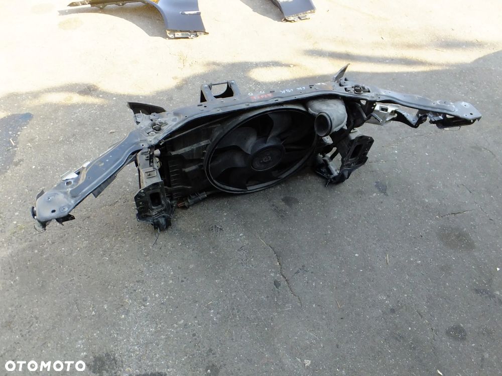 wzmocnienie pas przód chłodnice mercedes CLC CL203 W203 coupe 1,8 K 2009r - 2