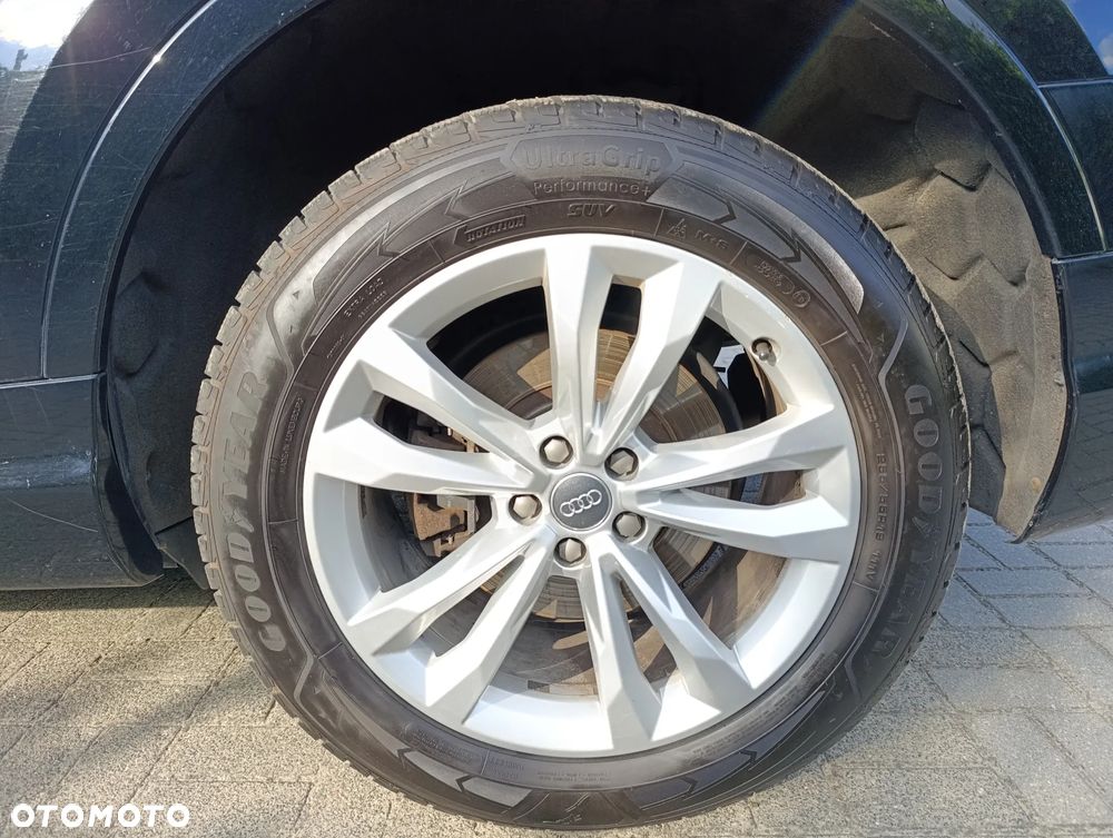 Audi Q7 - 10