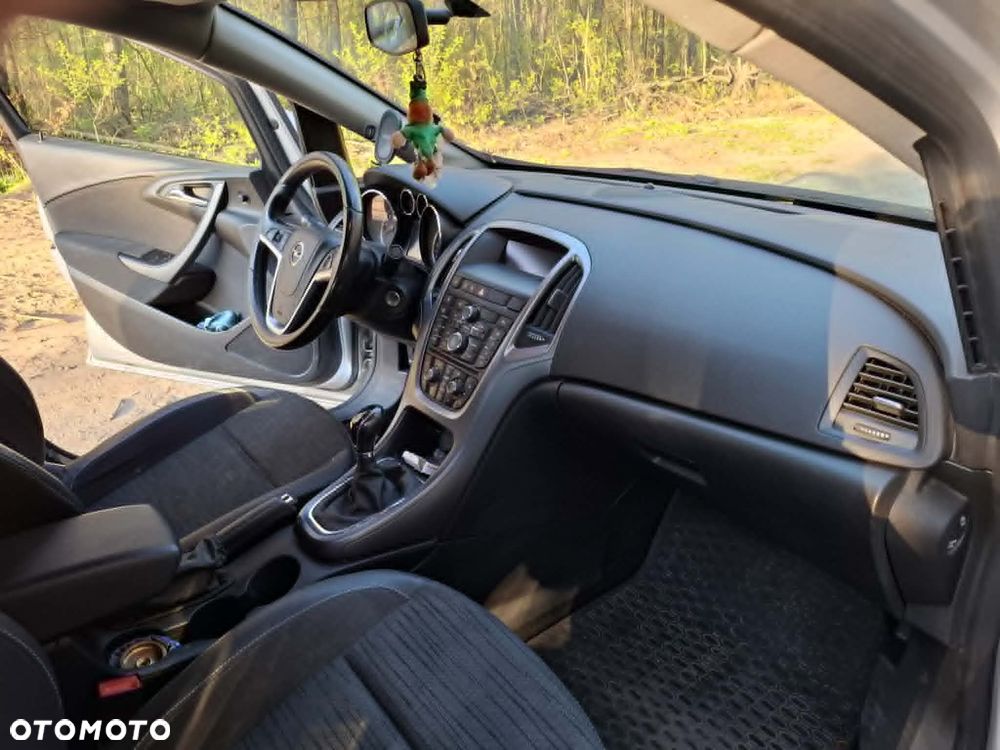 Opel Astra 1.4 T S&S EU6 - 7