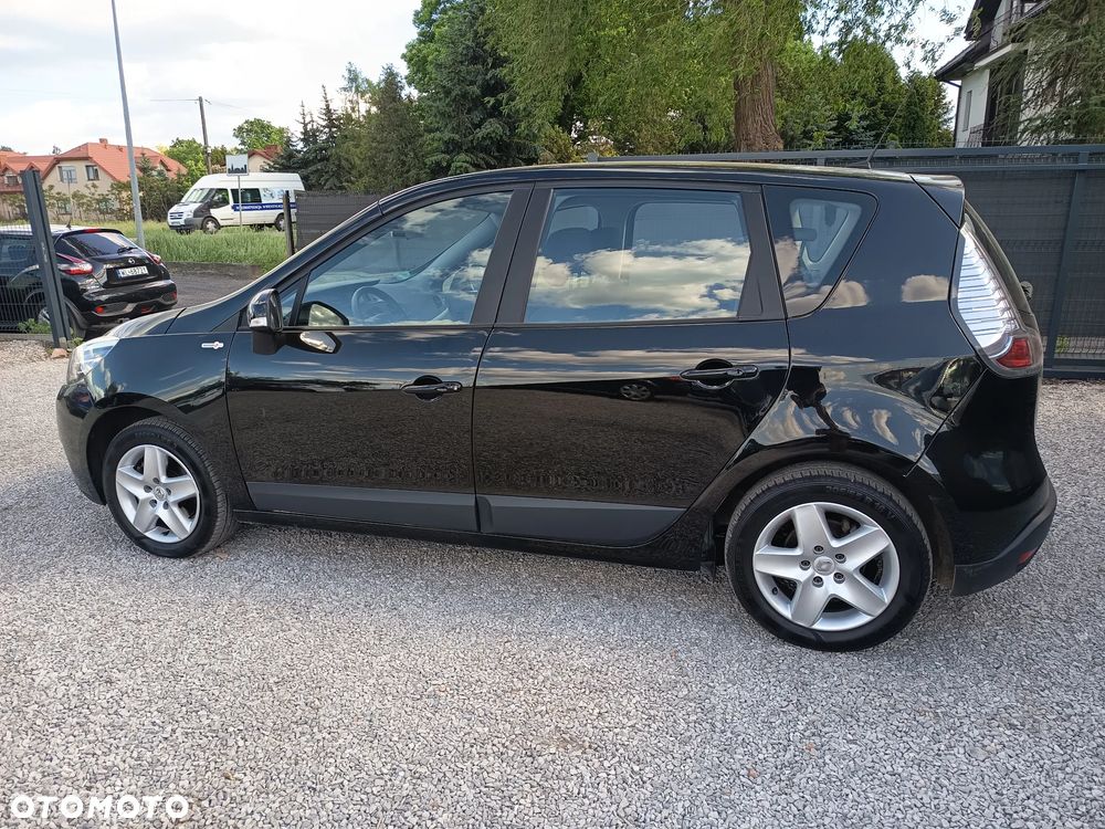 Renault Scenic 1.6 16V 110 TomTom Edition - 6