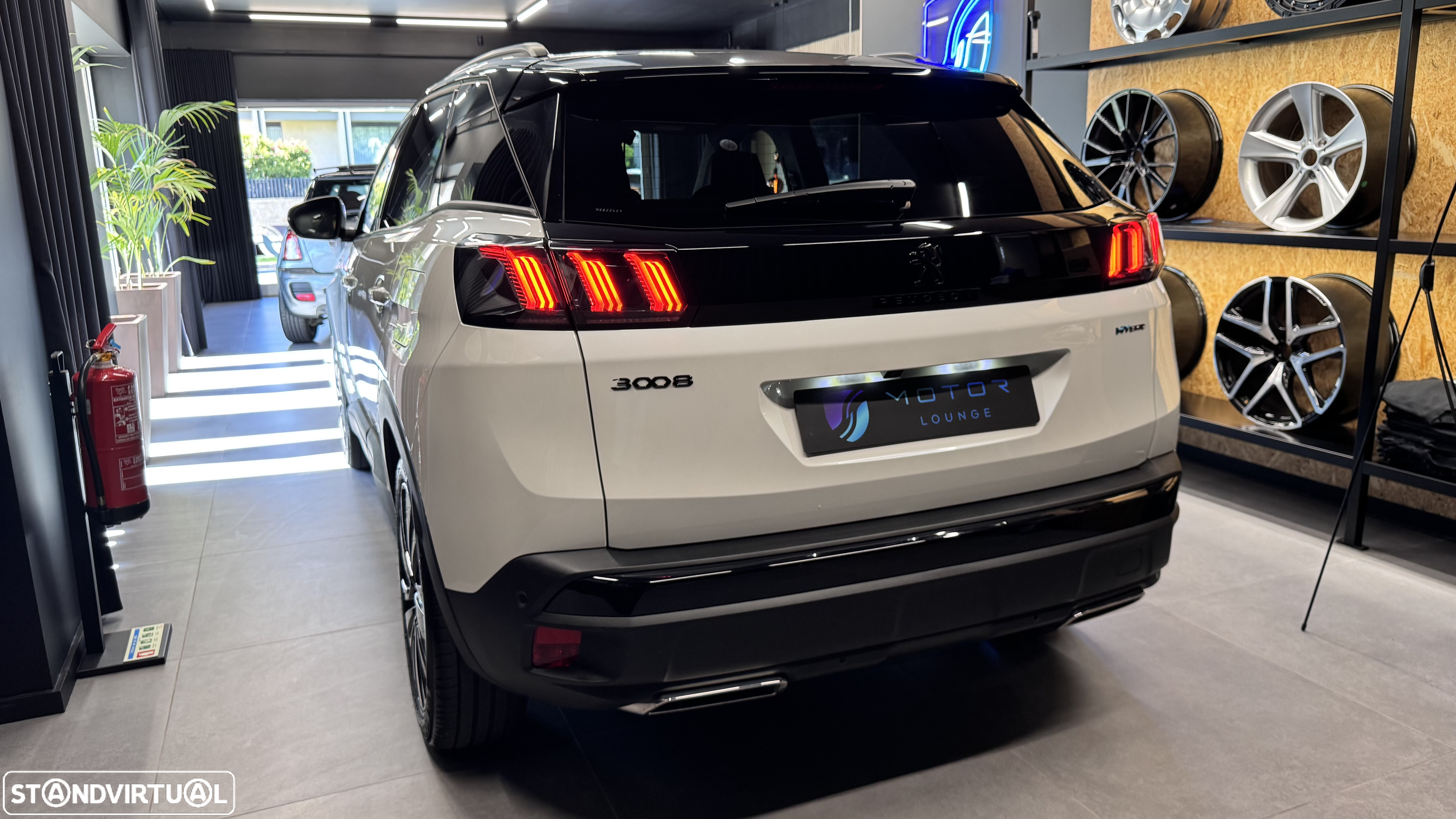 Peugeot 3008 1.6 Hybrid GT Pack e-EAT8 - 9