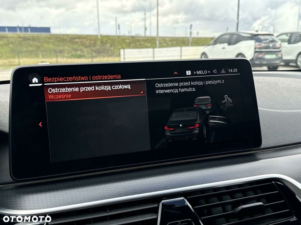 BMW Seria 5 520d M Sport - 28