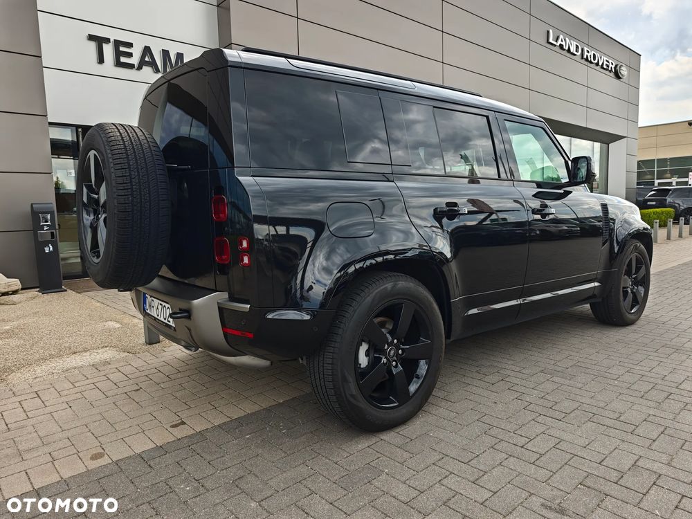 Land Rover Defender - 8