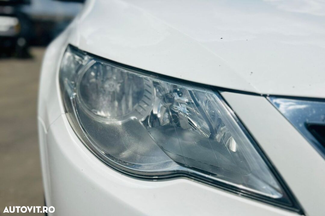 FAR DREAPTA VW PASSAT CC - AN 2011 - 1