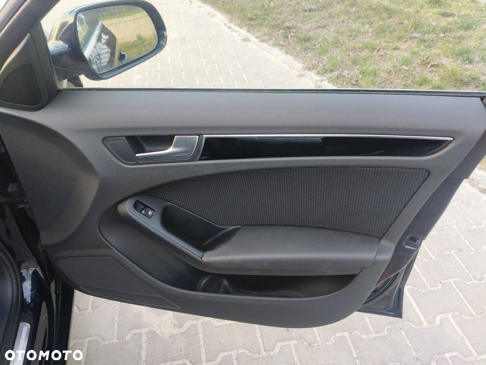 Audi A4 Avant 2.0 TDI DPF multitronic S line Sportpaket (plus) - 34
