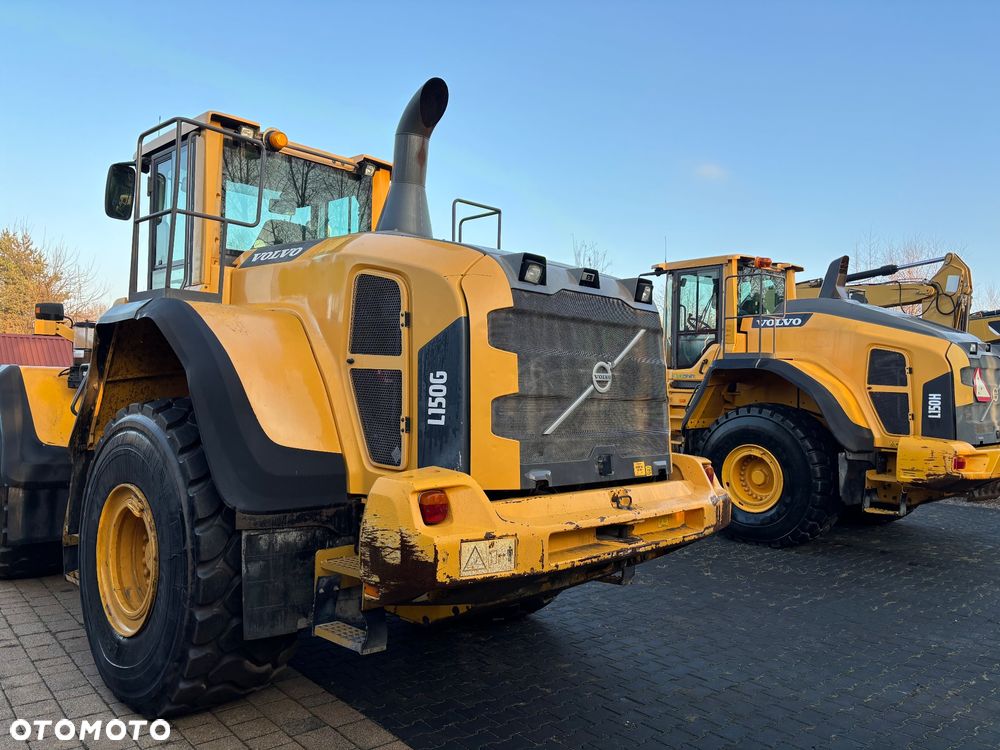 Volvo L150H rok 2011, 26ton, 4,2m3 opony 70%, bdb - 1