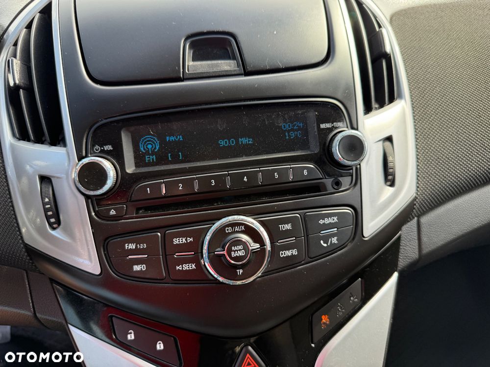 Chevrolet Cruze 1.6 LT+ - 11