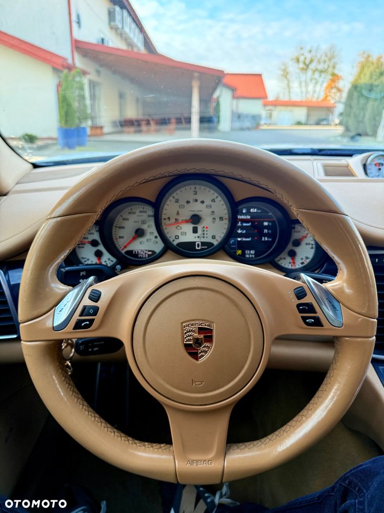 Porsche Panamera Diesel - 27