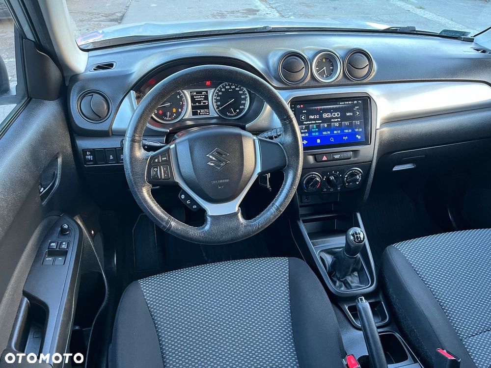 Suzuki Vitara 1.6 Premium 2WD - 8