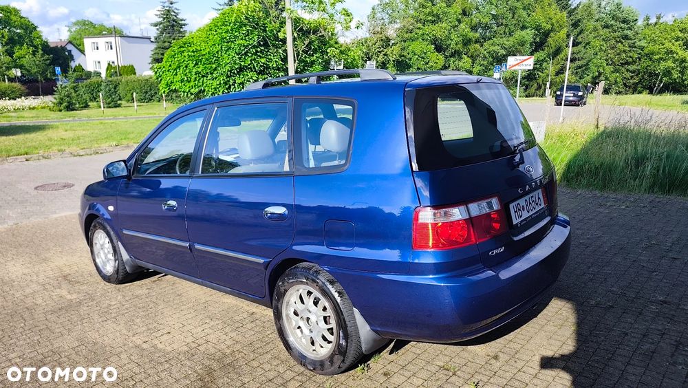Kia Carens CRDi EX - 17
