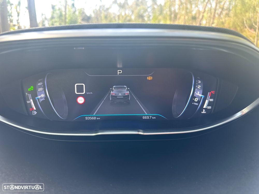 Peugeot 3008 1.2 PureTech Allure EAT8 - 16