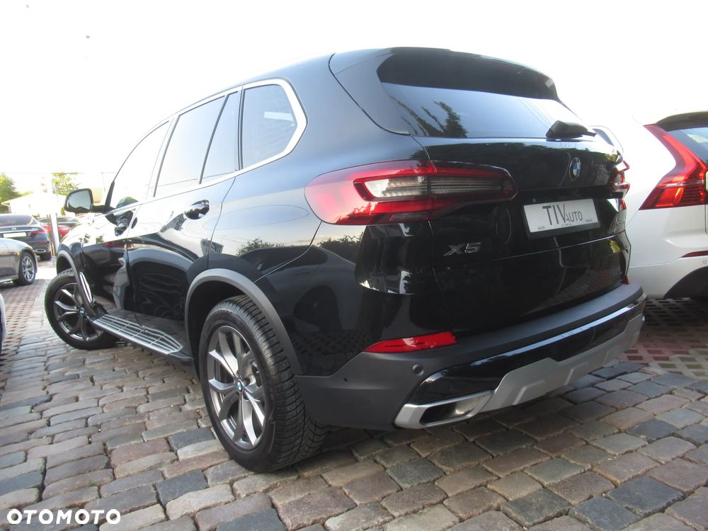 BMW X5 xDrive40i mHEV - 3