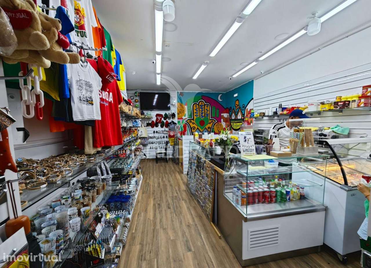 LOJA NO CENTRO DE ALFAMA - NEGÓCIO A NÃO PERDER - Grande imagem: 2/17