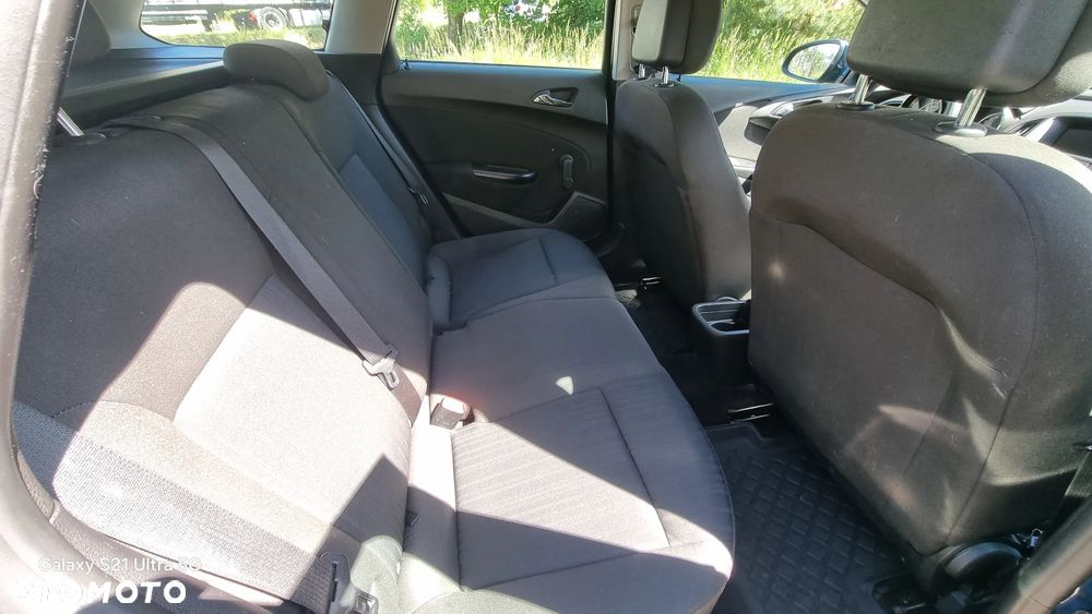 Opel Astra 1.7 CDTI - 7