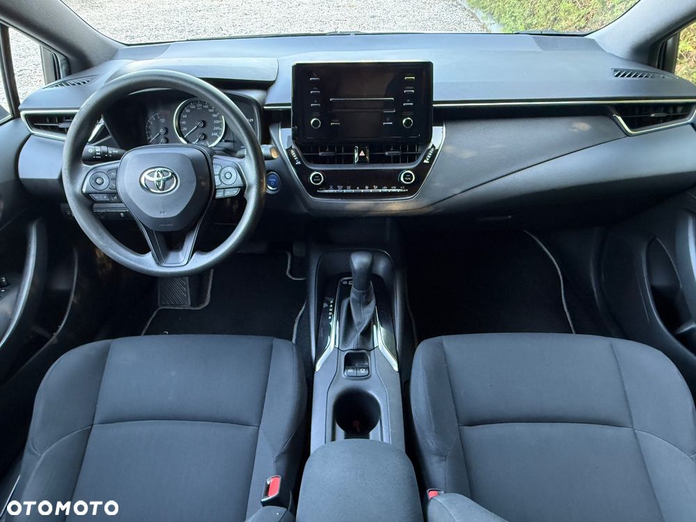 Toyota Corolla - 10