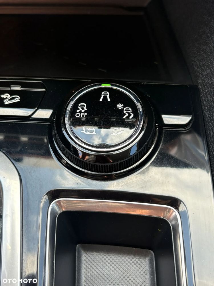 Peugeot 3008 THP 165 EAT6 Stop & Start Allure - 22