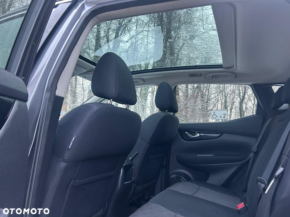 Nissan Qashqai 1.2 DIG-T N-Connecta - 16