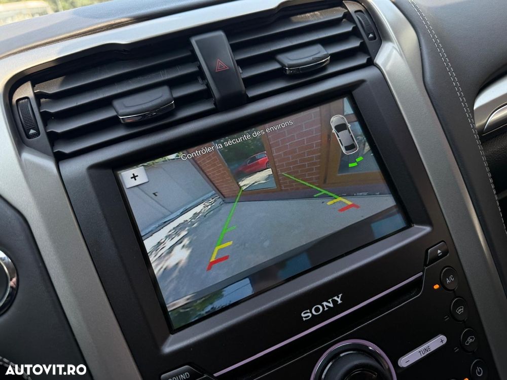 Ford Mondeo Vignale 2.0 Hybrid - 10