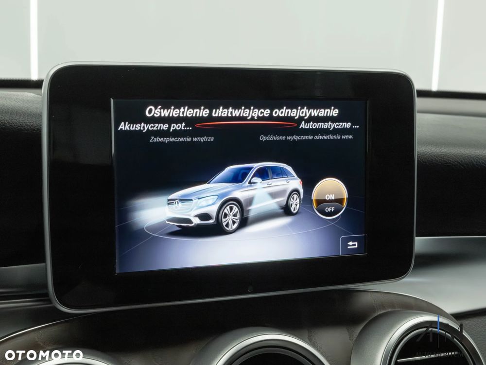 Mercedes-Benz GLC 220 d 4-Matic - 38