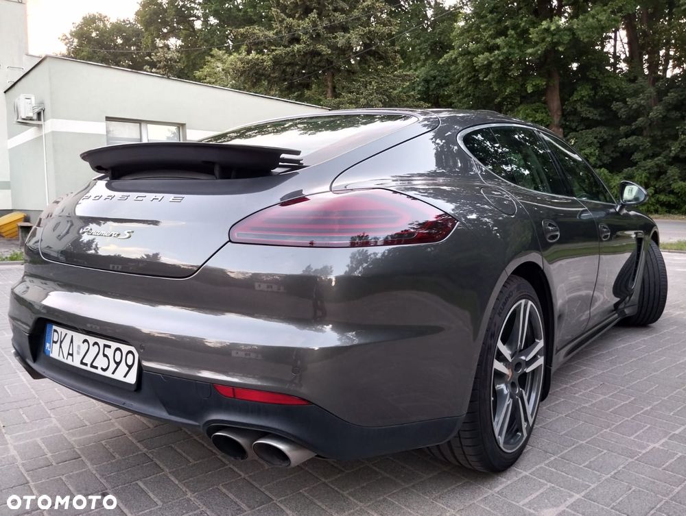 Porsche Panamera - 7