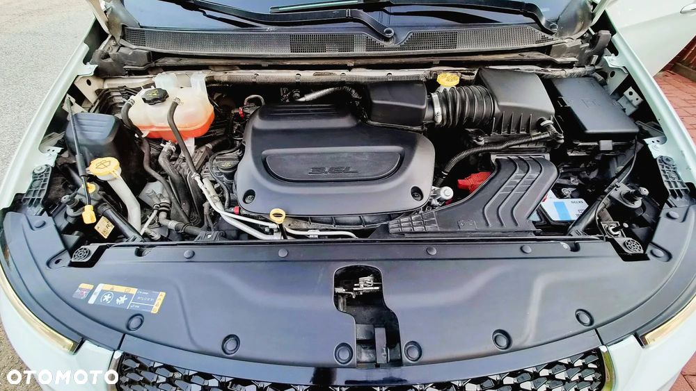 Chrysler Pacifica - 18