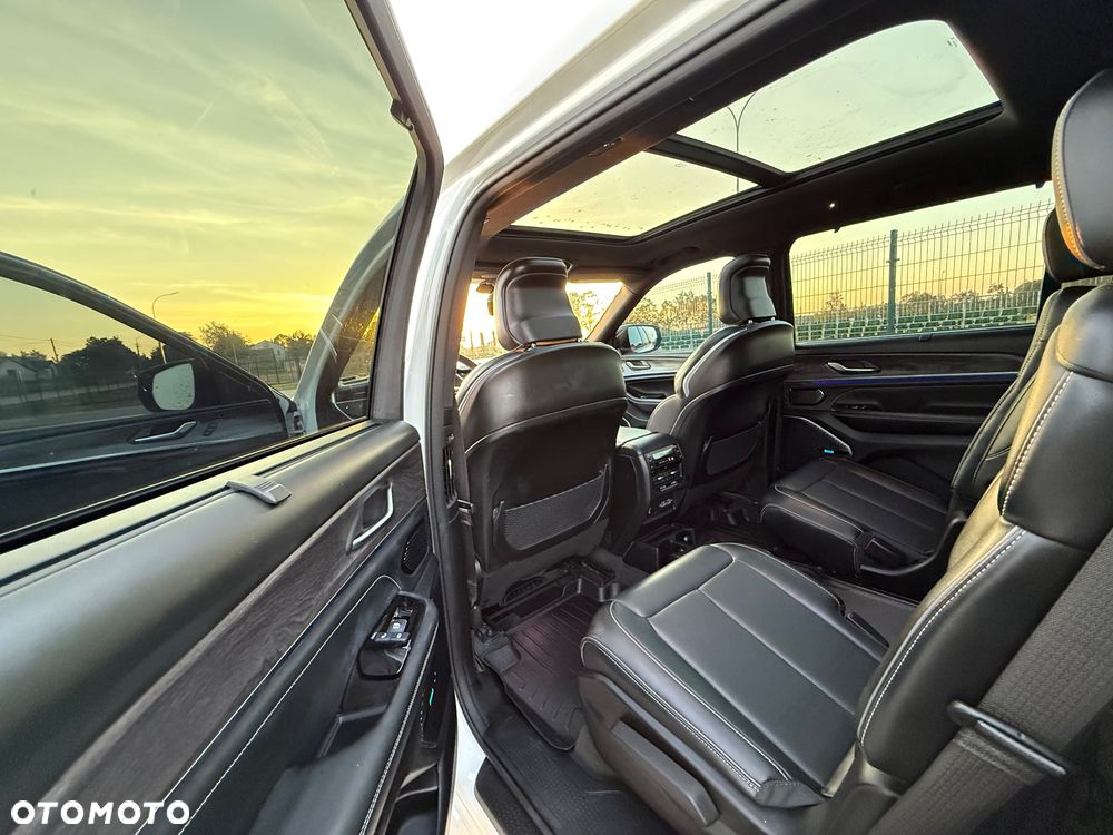 Jeep Grand Cherokee 5.7 V8 Overland - 17
