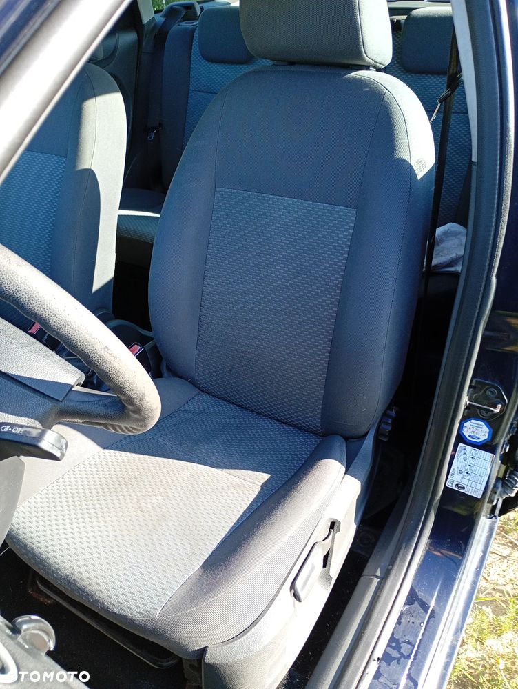 Ford Focus 1.6 Ambiente - 12