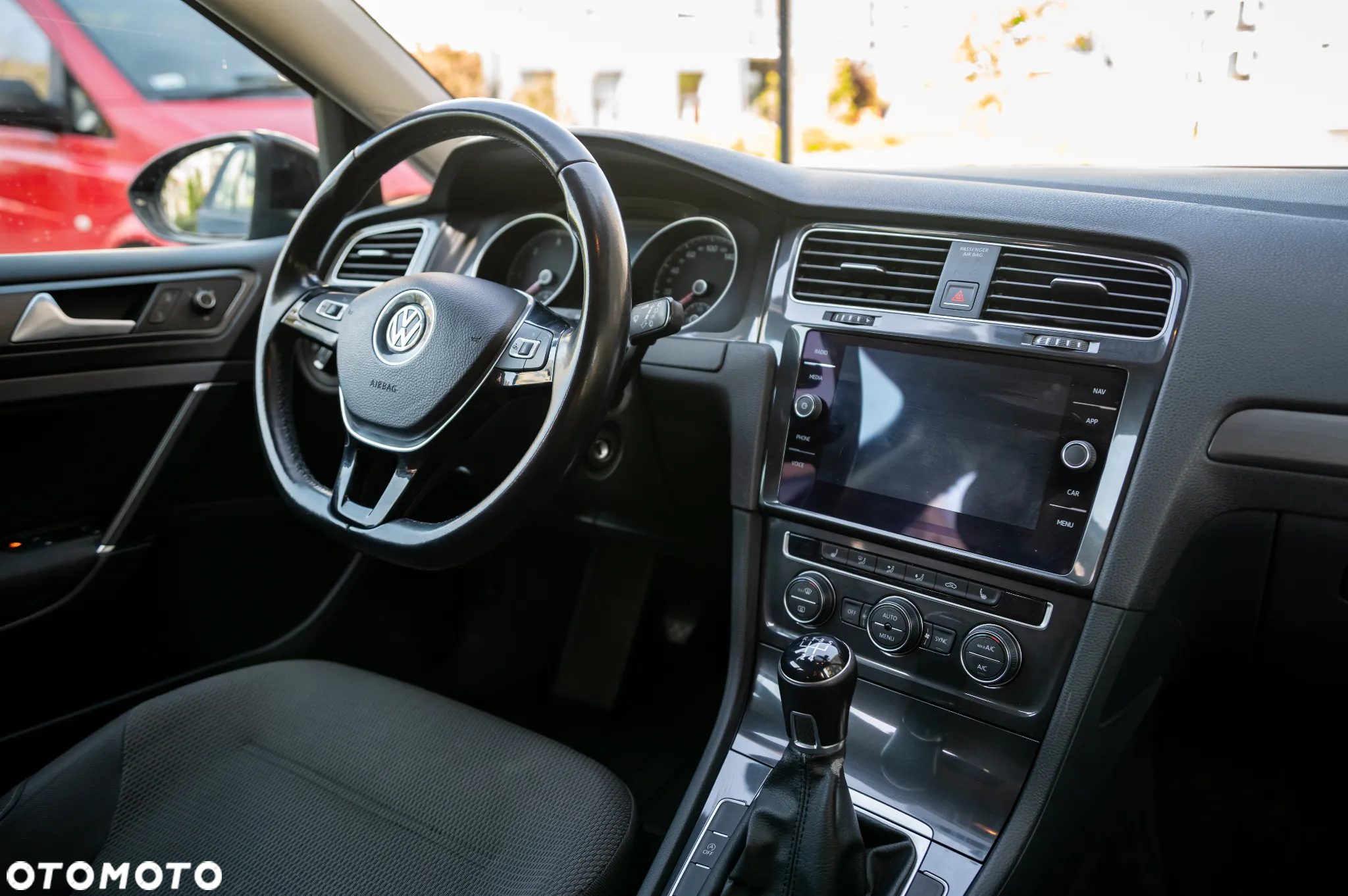 Volkswagen Golf VII 1.6 TDI BMT Comfortline - 7