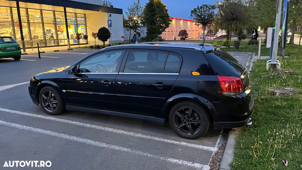 Opel Signum 1.9 CDTI Automatik Sport - 1