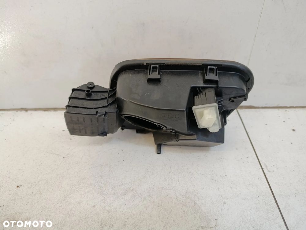 Klapka wlewu paliwa Renault Captur II 2 - 4