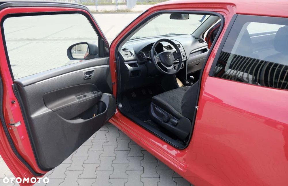 Suzuki Swift - 2