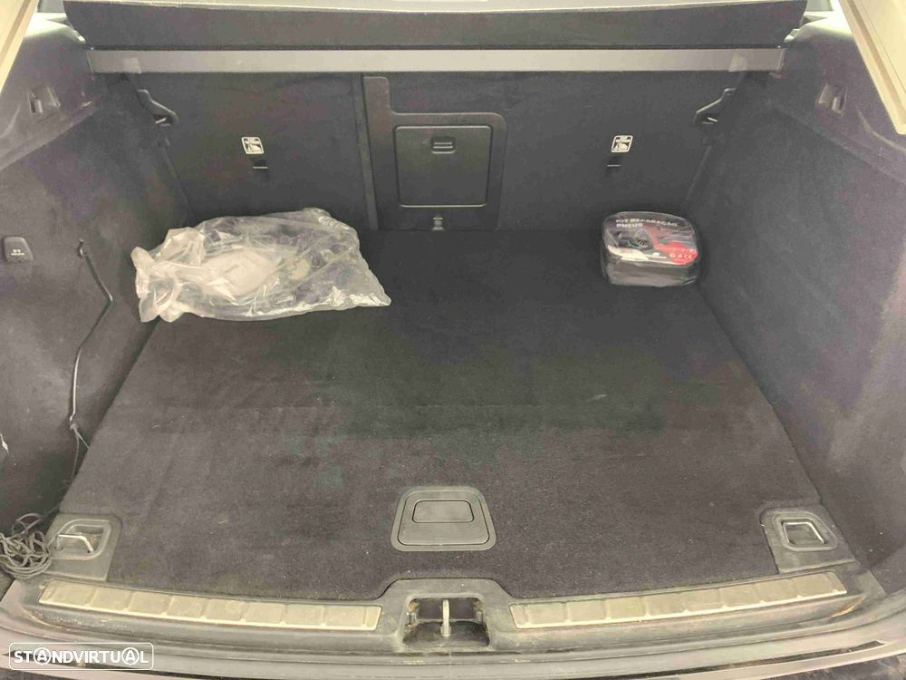 Volvo XC 60 2.0 T6 PHEV Inscription Expression AWD - 14